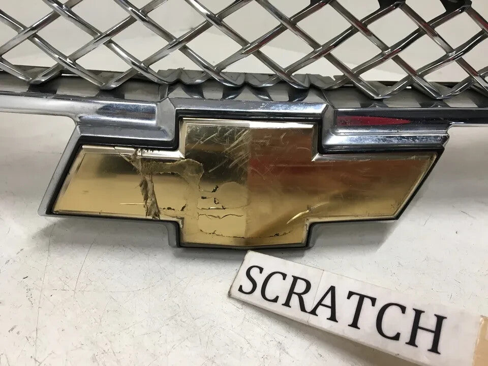 Upper Grille Grill Chevrolet GM Suburban 1500 07 08 15208000 Original2