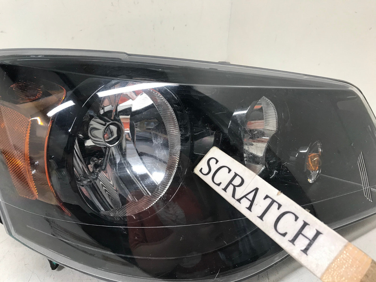 Halogen Headlight Damaged Passenger RH Grand Caravan Town & Country 14-20 OEM