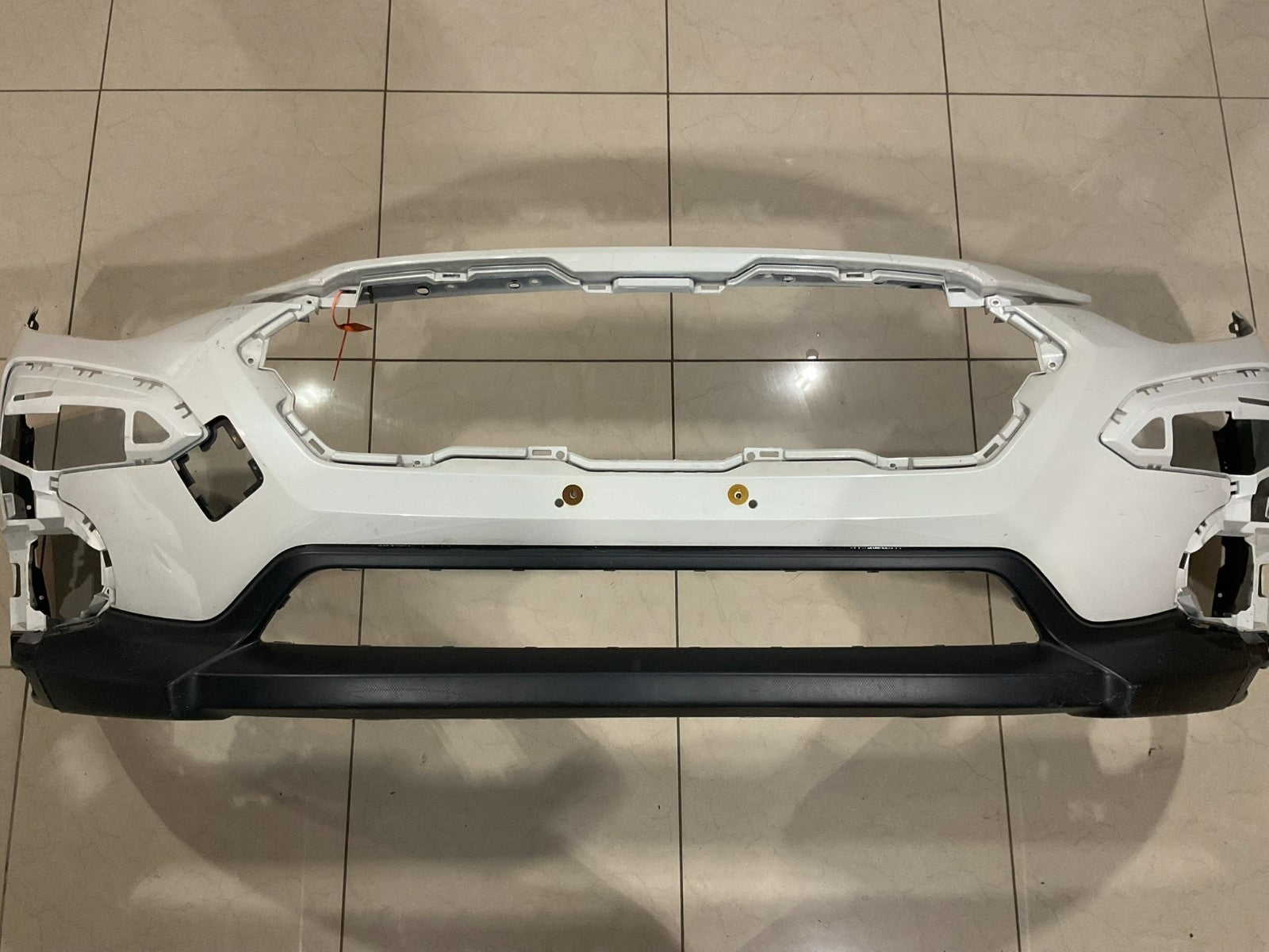 Front Bumper Cover White 2024 Subaru XV Crosstrek 57704fn200 OEM
