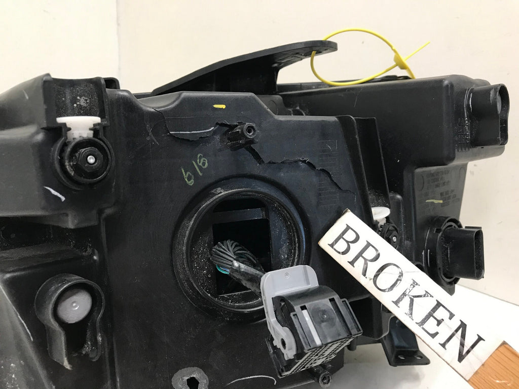 Headlight Damaged RH Jeep Grand Cherokee 2021 2022 68376986AF OEM