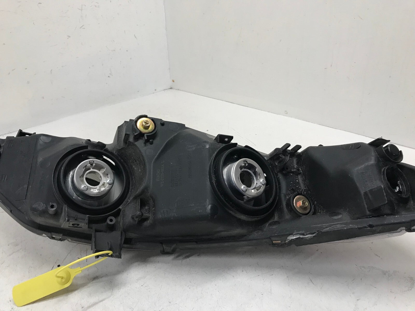 Headlight Damaged Driver LH Left 2006-2011 Honda Civic Sedan 33151SNAA02 OEM
