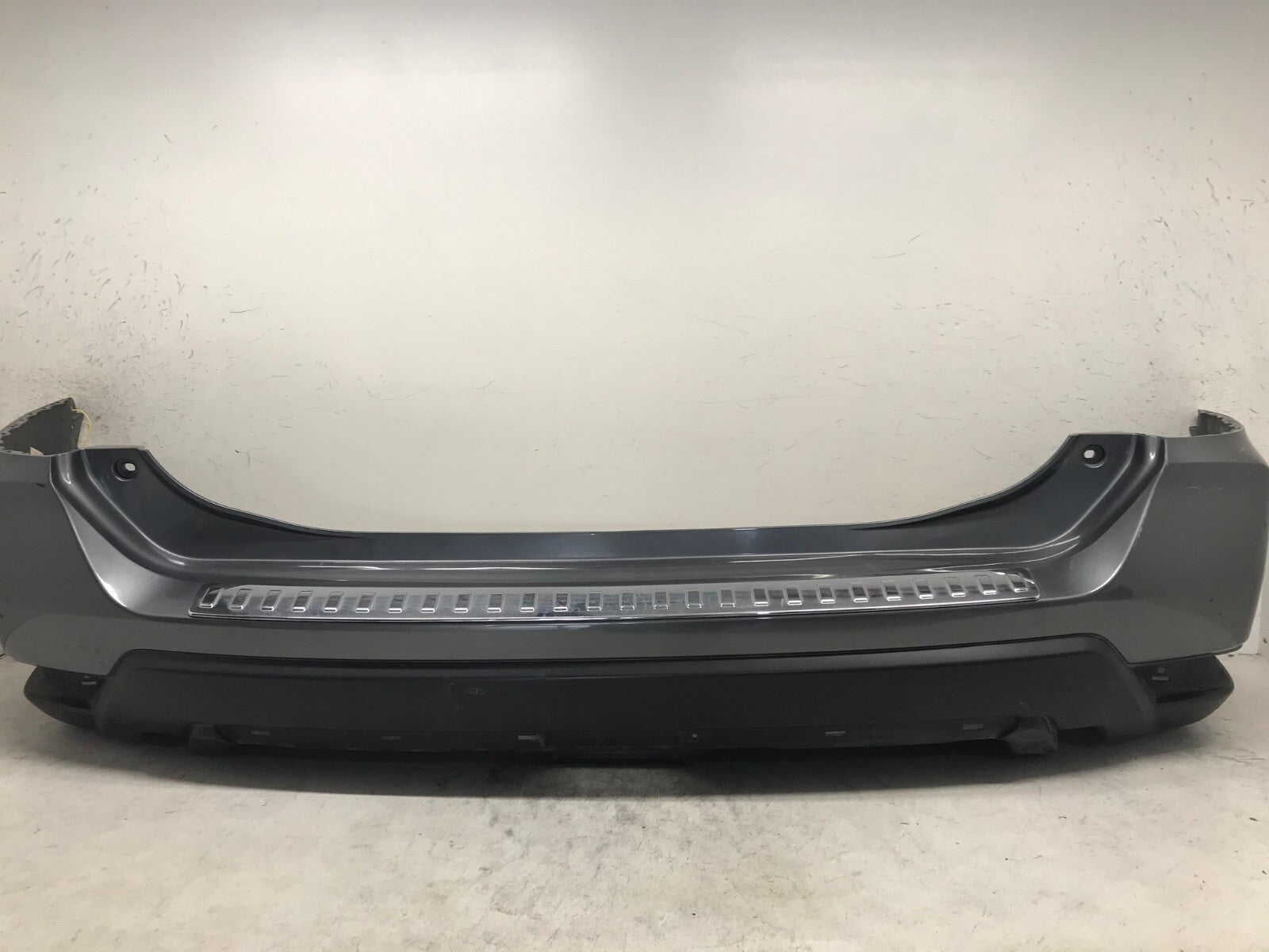 Rear Bumper Cover Gray Nissan Rogue S SL SV Hybrid 17 18 85022-6FL0H OEM