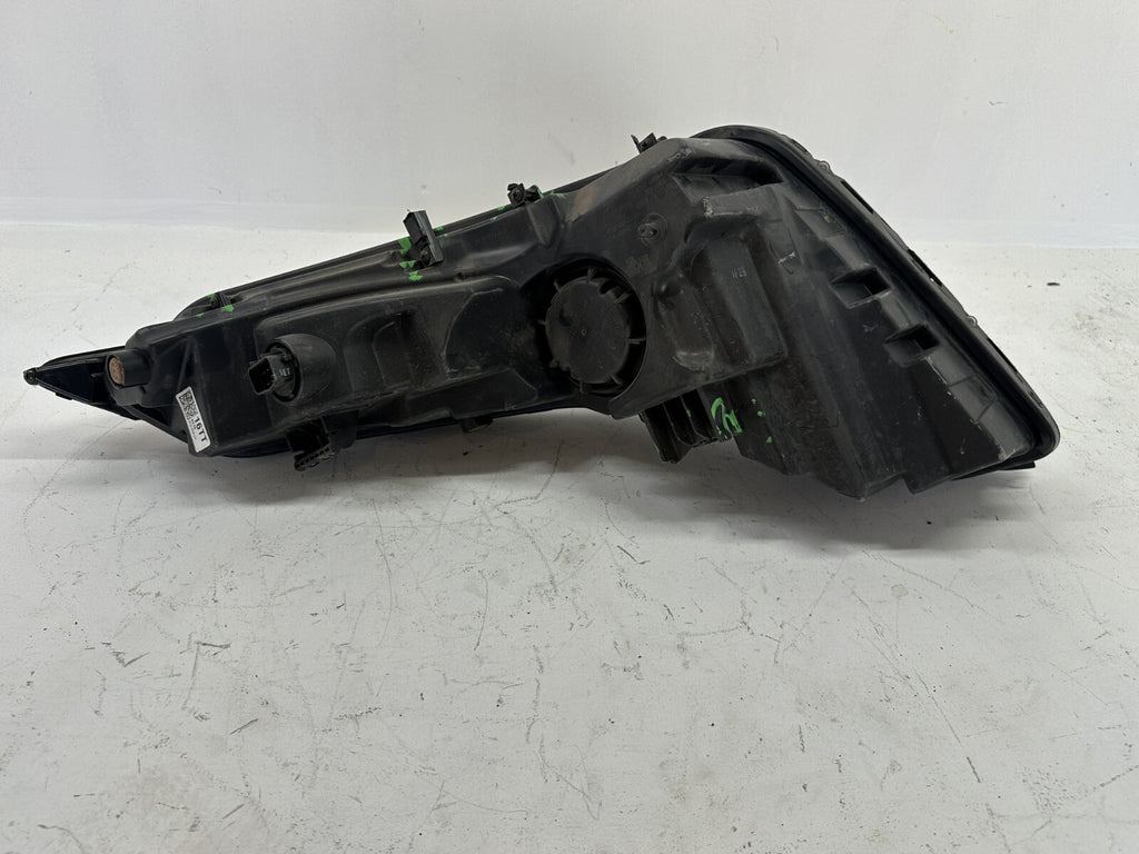 Headlight Damaged Left Driver LH 2022 2023 Hyundai Tucson 92207-CW010 OEM