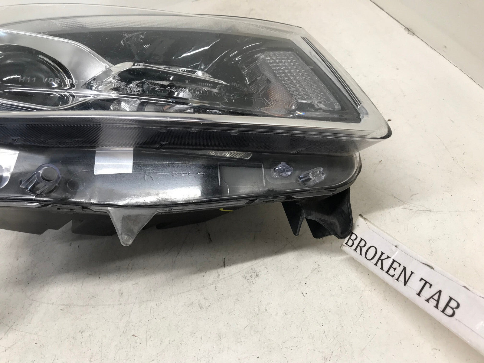 Headlight Damaged Head Lamp Right RH Jeep Grand Cherokee 14-16 68110996AE OEM5