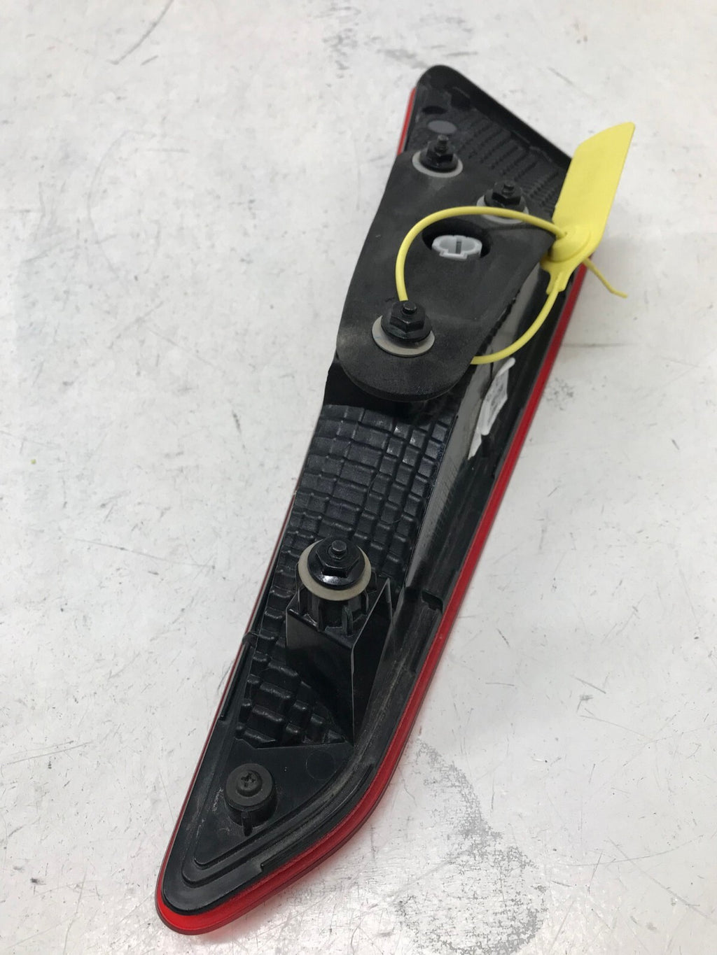 Tail light Damaged LH Driver 2019 - 2020 Hyundai Elantra 92403-F3500 OEM