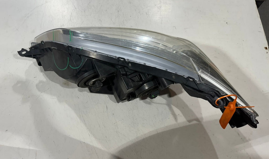 Headlight Damaged 2011-2019 Toyota Sienna Right RH Passenger 3457NAK-CF OEM