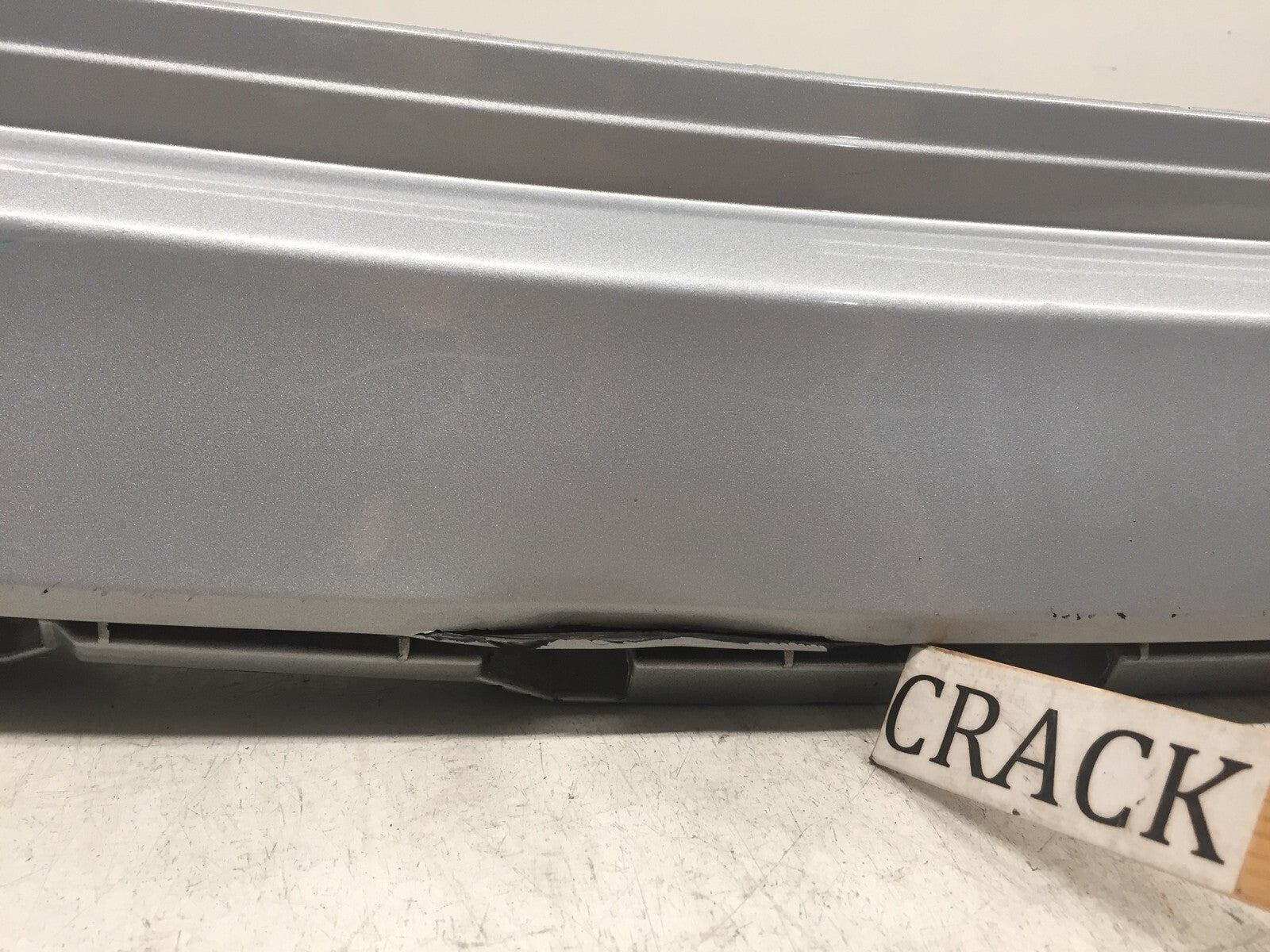 Rear Upper Bumper Cover Nissan Murano S SL SV Platinum 15-2018 85022-5AA0H OEM2