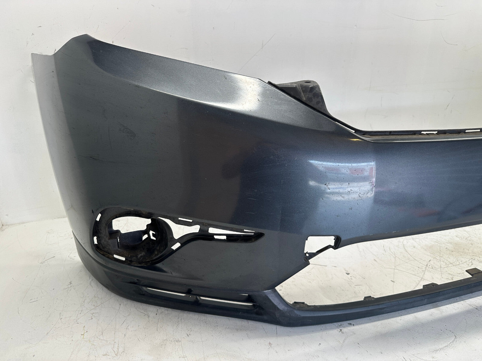 Front Bumper Cover Gray 2011 2012 2013 Toyota Highlander 52119-0E120 OEM