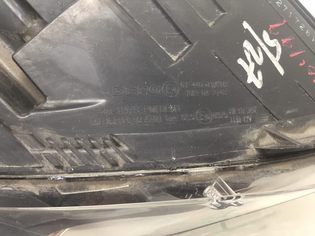 Headlight Damaged Right Passenger Side RH Mercedes Benz C-Class 12-15 CAPA