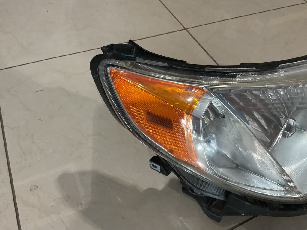 Headlight Right Passenger RH 2009-2013 Subaru Forester Damaged CAPA