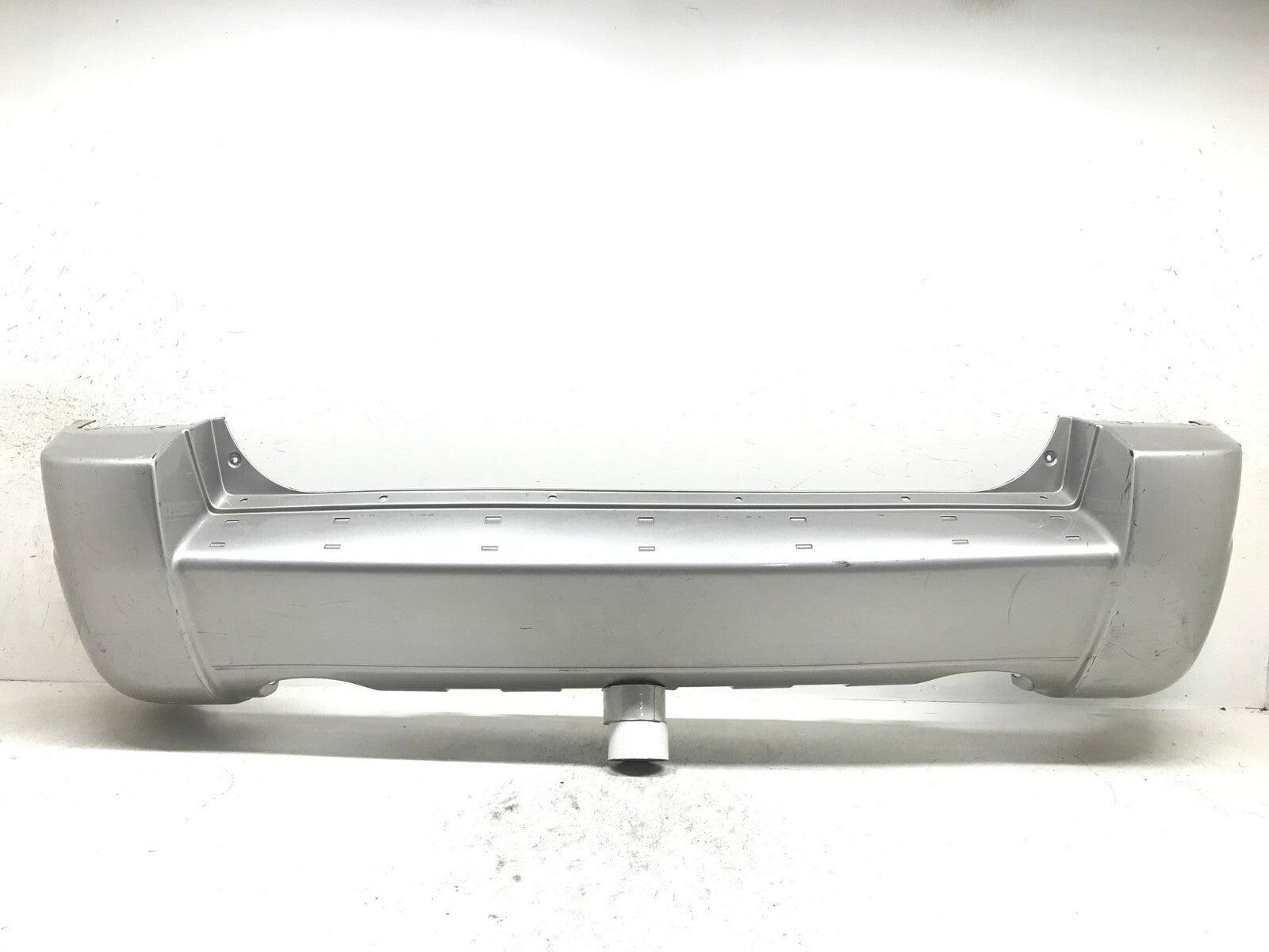 Rear Bumper Cover Gold 05-09 Hyundai Tucson dual exhaust 86611-2E050 OEM