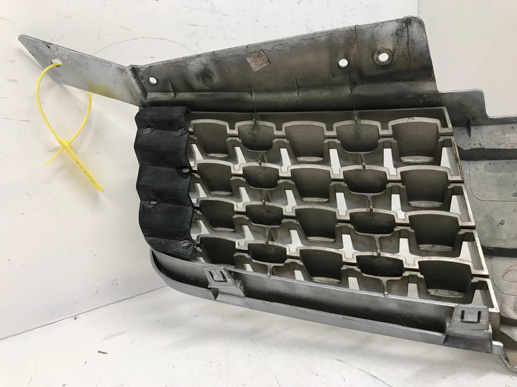 Grille Grill 2004-2006 Nissan Maxima 62070-7Y000 OEM