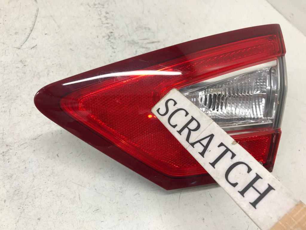 Tail light Damaged Right RH Passenger Ford Fusion 2013-2016 DS73-13A602-AD OEM