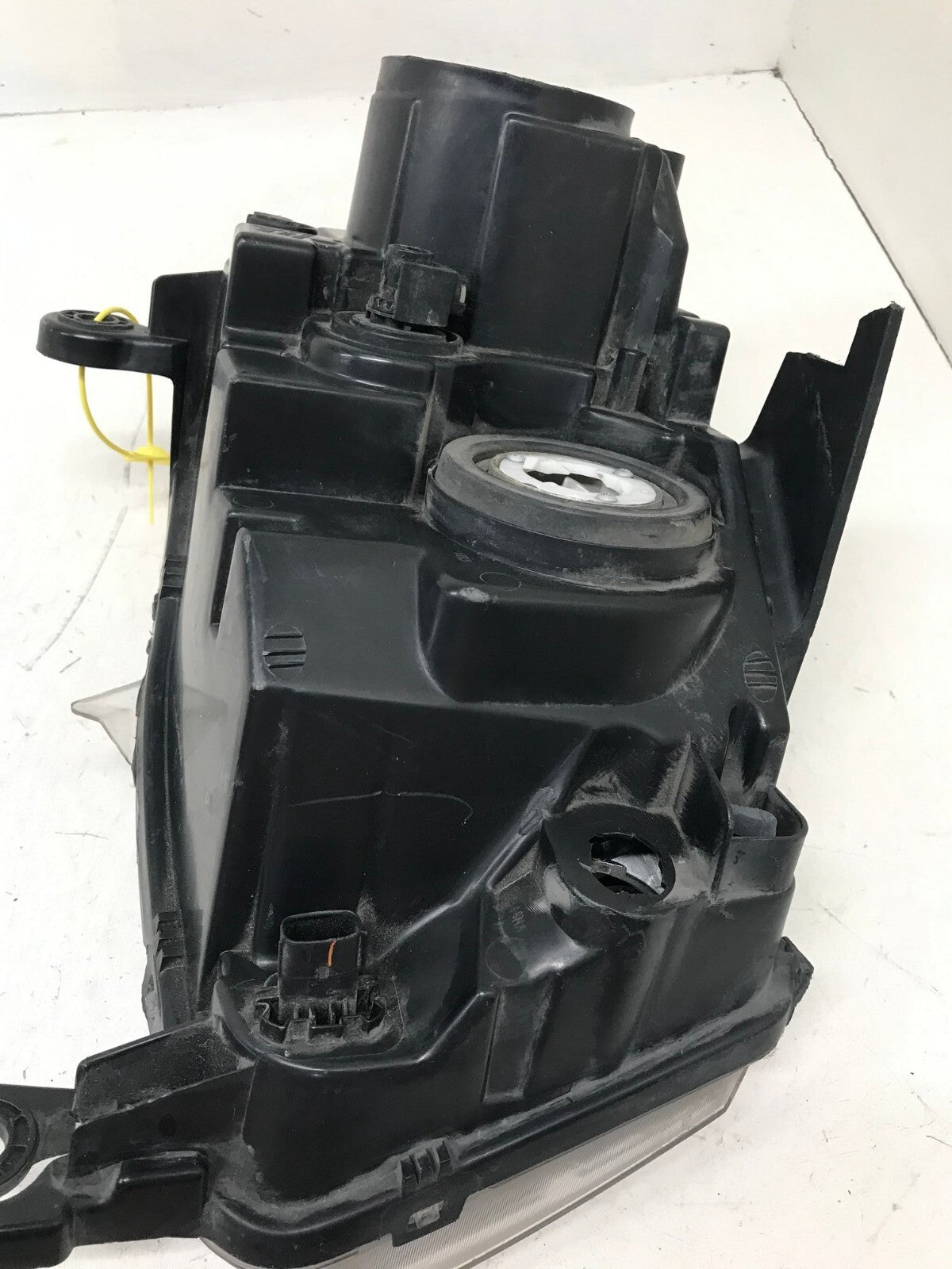 Headlight Damaged Left LH Driver Jeep Grand Cherokee 2014 2015 2016 CAPA
