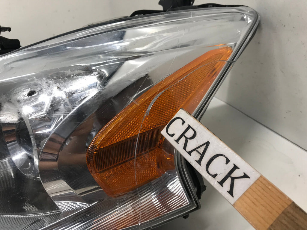 Headlight Damaged LH Driver Nissan Altima 4Dr Sedan 2013-2015 260603TA0A OEM