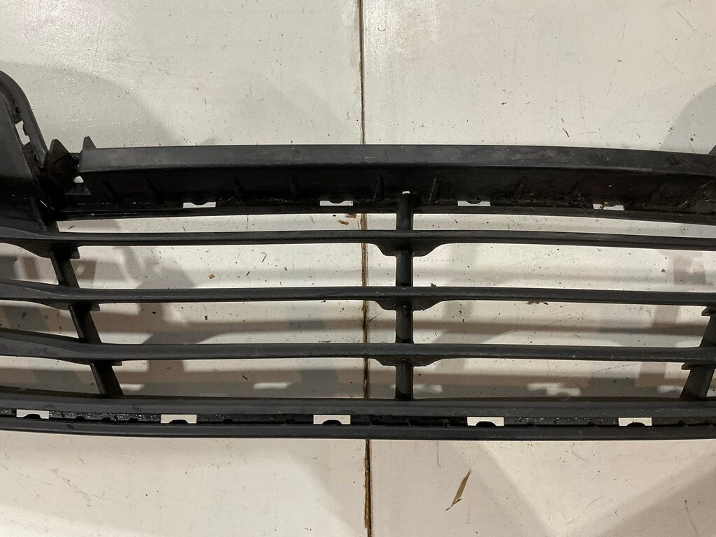 Grill Grille Black 2012-2017 Hyundai Veloster 86560-2V000 OEM