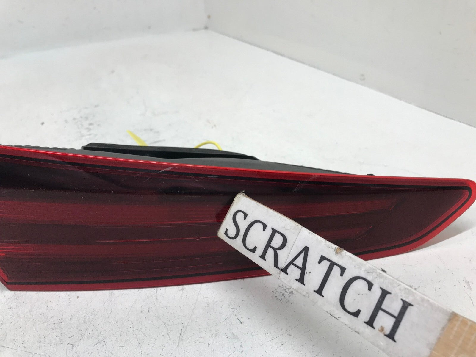 Tail light Damaged LH Driver 2019 - 2020 Hyundai Elantra 92403-F3500 OEM