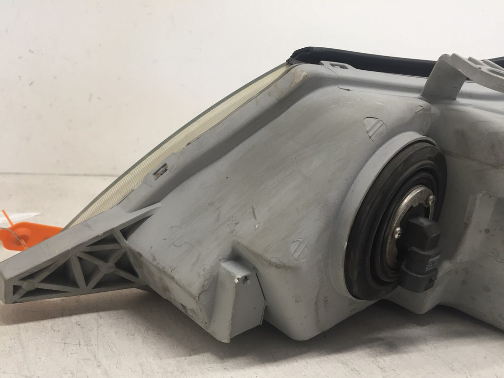 Headlight Damaged Right Passenger RH Toyota Avalon 2000-2004 CAPA