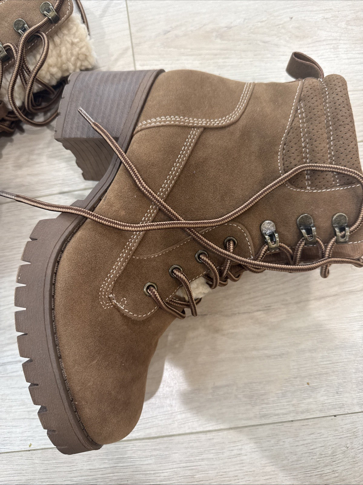 Used Pop Brand Women’s Bootie Size 8