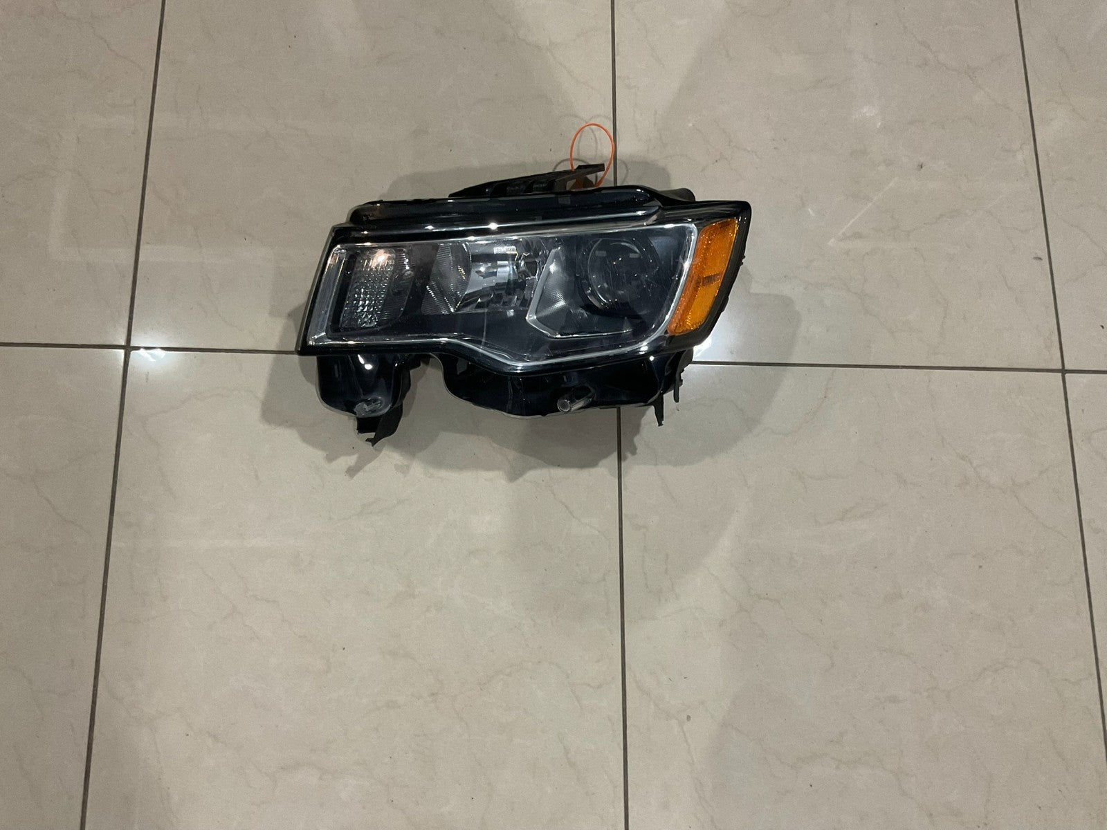 Headlight Left LH Driver 2017 - 2022 Grand Cherokee 68289234ad OEM