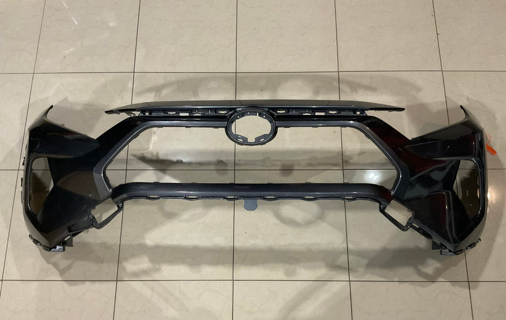 Front Bumper Cover Grey Toyota Corolla Sedan L/LE/Hybrid 20-2021 52119-12B20 OEM