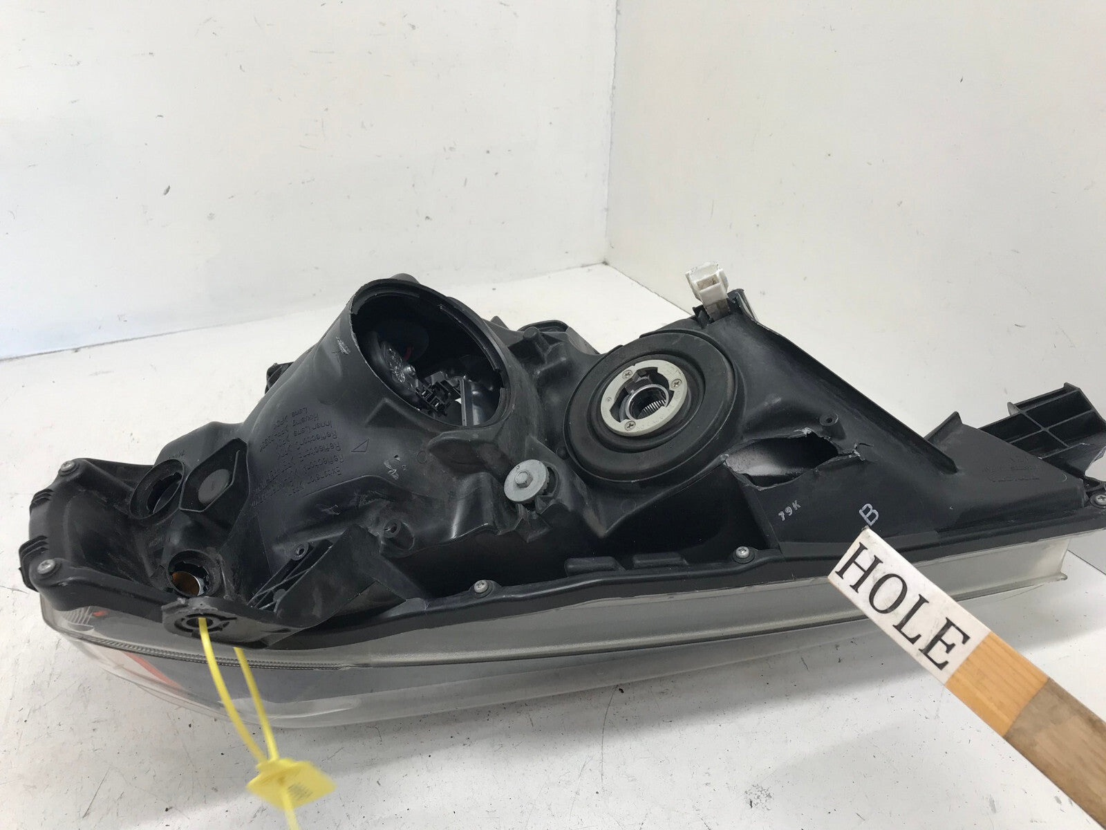 Headlight Damaged Passenger Right RH Toyota 4Runner 2014-2018 8113035541 OEM