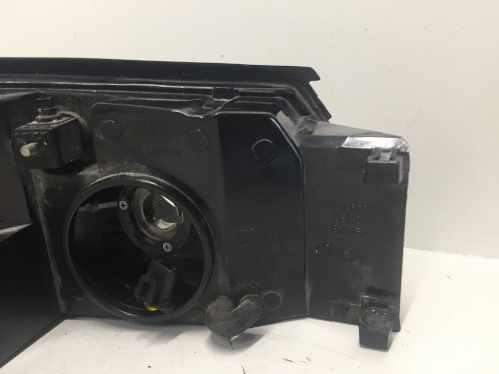 Headlight Damaged Head Lamp LH Left Driver Chevy Impala 00-05 CAPA