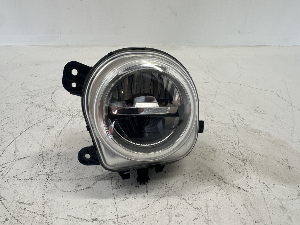 Fog light Damaged Right Passenger RH 2014 - 2018 BMW X3 X4 X5 X6 7560200001 OEM