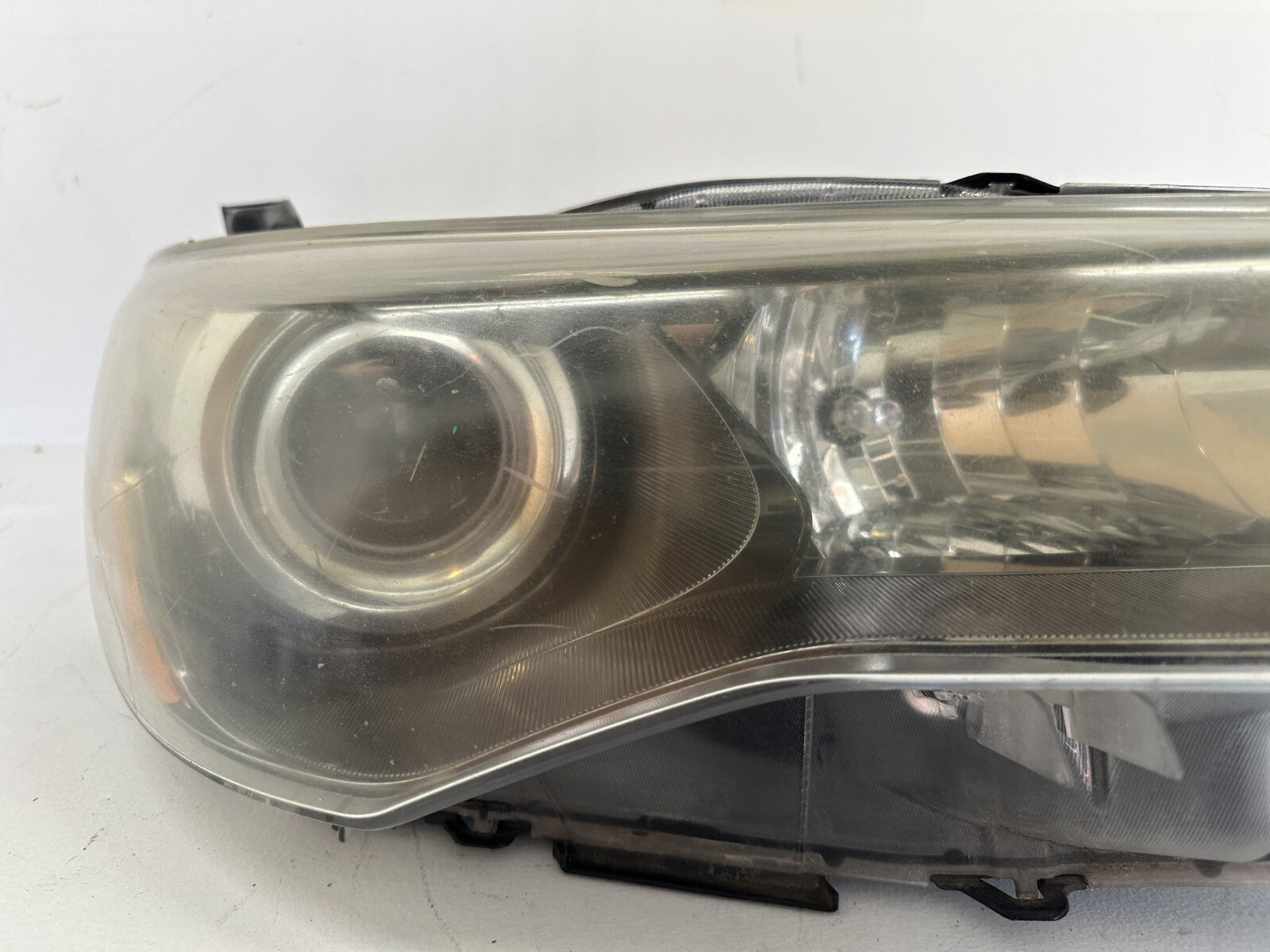 Headlight Damaged Right Passenger RH 2015 2016 2017 Toyota Camry 8111006C80 OEM