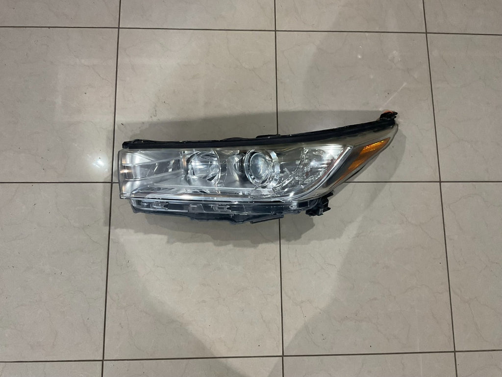 Headlight Left LH Driver 2015 2016 2017 Toyota Highlander CAPA