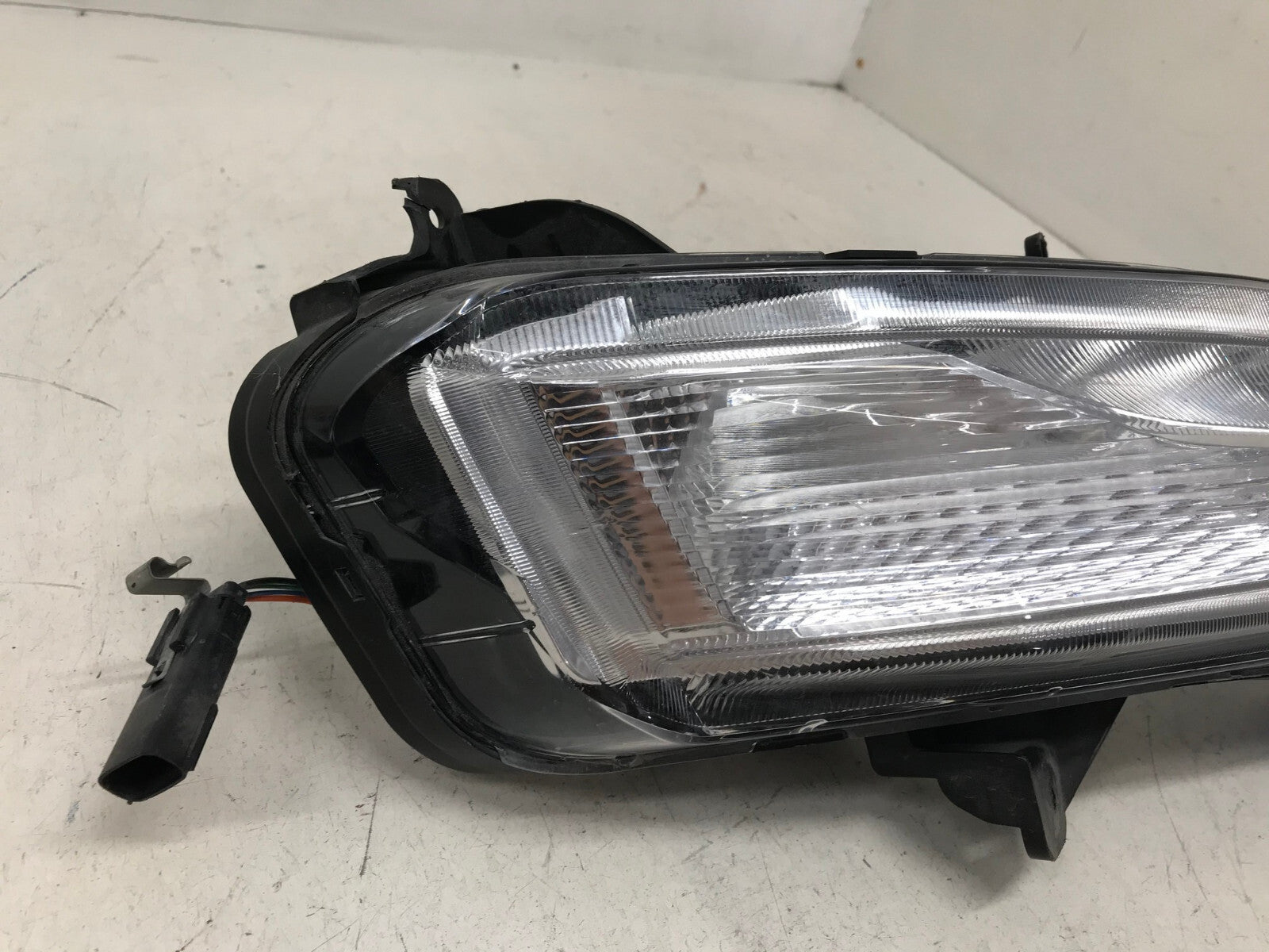 Front Parking light Damaged Lamp RH  Jeep Wrangler 2018-2019 55112884AG OEM