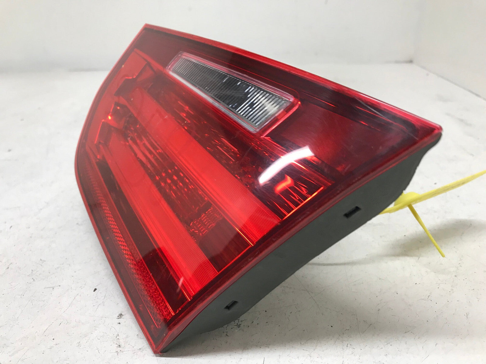 Tail light Damaged Right RH Passenger BMW 3 Series F30 2012-2015 7259915-10 OEM