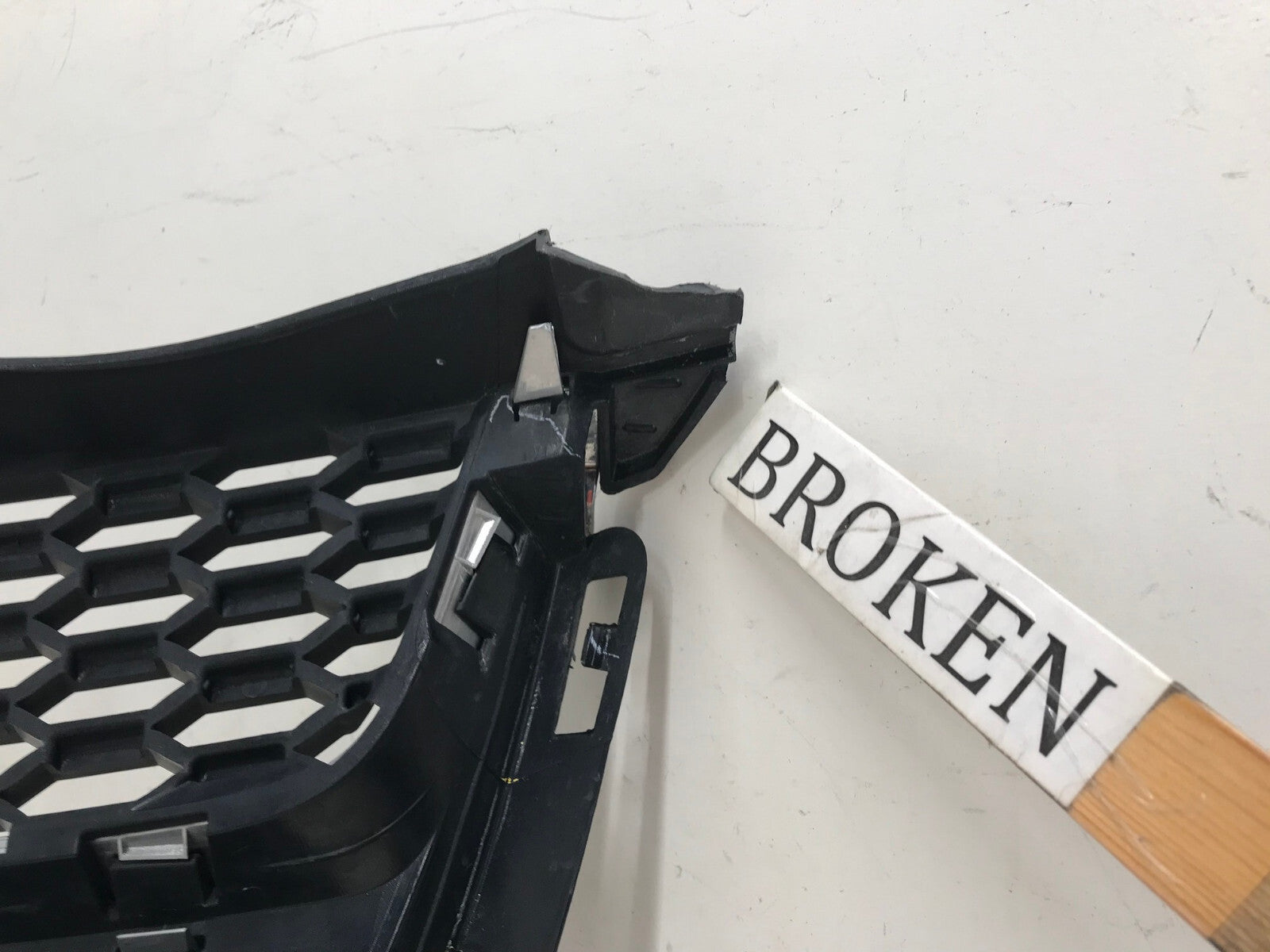 Grille Grill 2011-2020 Dodge Grand Caravan 68127609AA OEM