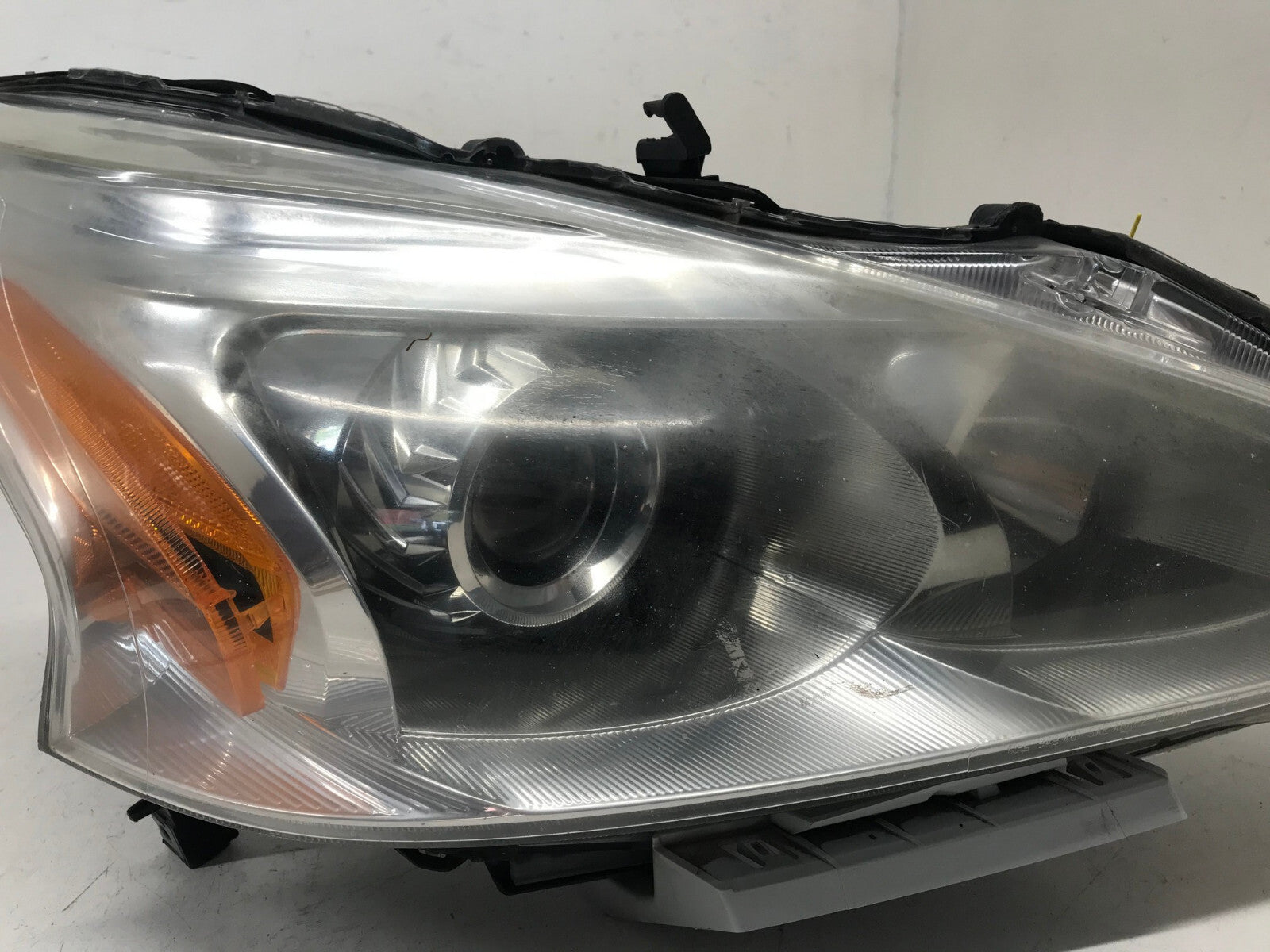 Headlight Damaged Right RH Nissan Altima Sedan 2013 2014 2015 26010-3TA0A OEM