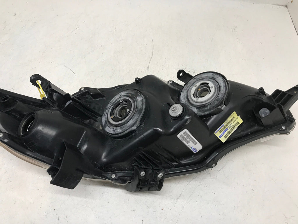 Headlight Damaged Left LH Driver 2011-2013 Toyota Corolla CAPA
