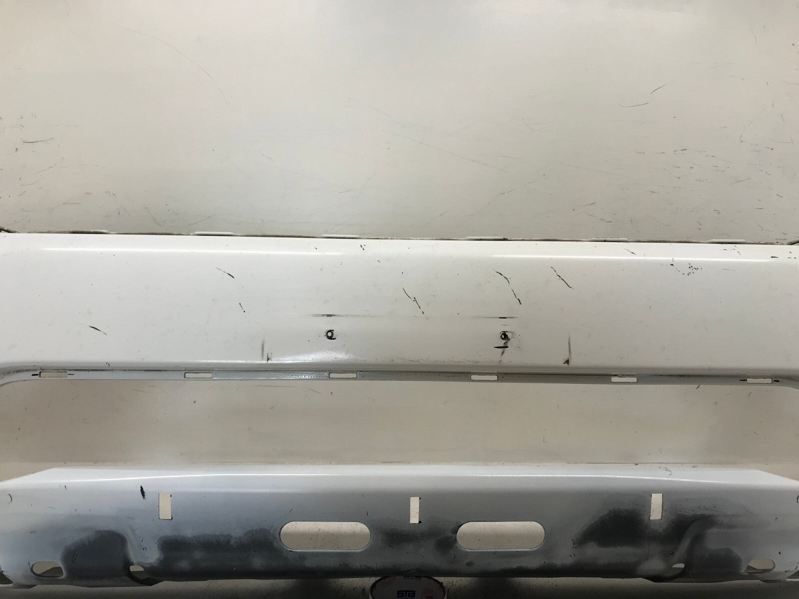 Front Bumper Cover White Toyota Tacoma Base/Prerunner 2012-2015 52119-04060 OEM