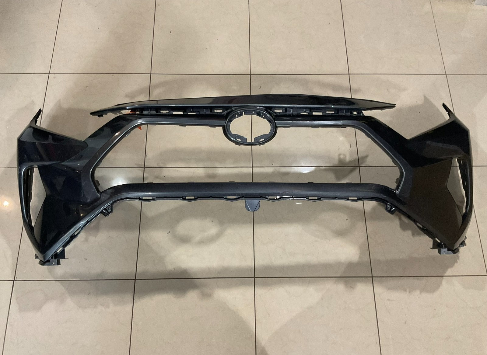 Front Bumper Cover Dark Grey 2019-2021 Toyota RAV4 LE/XLE/Hybrid 52119+0r200 OEM