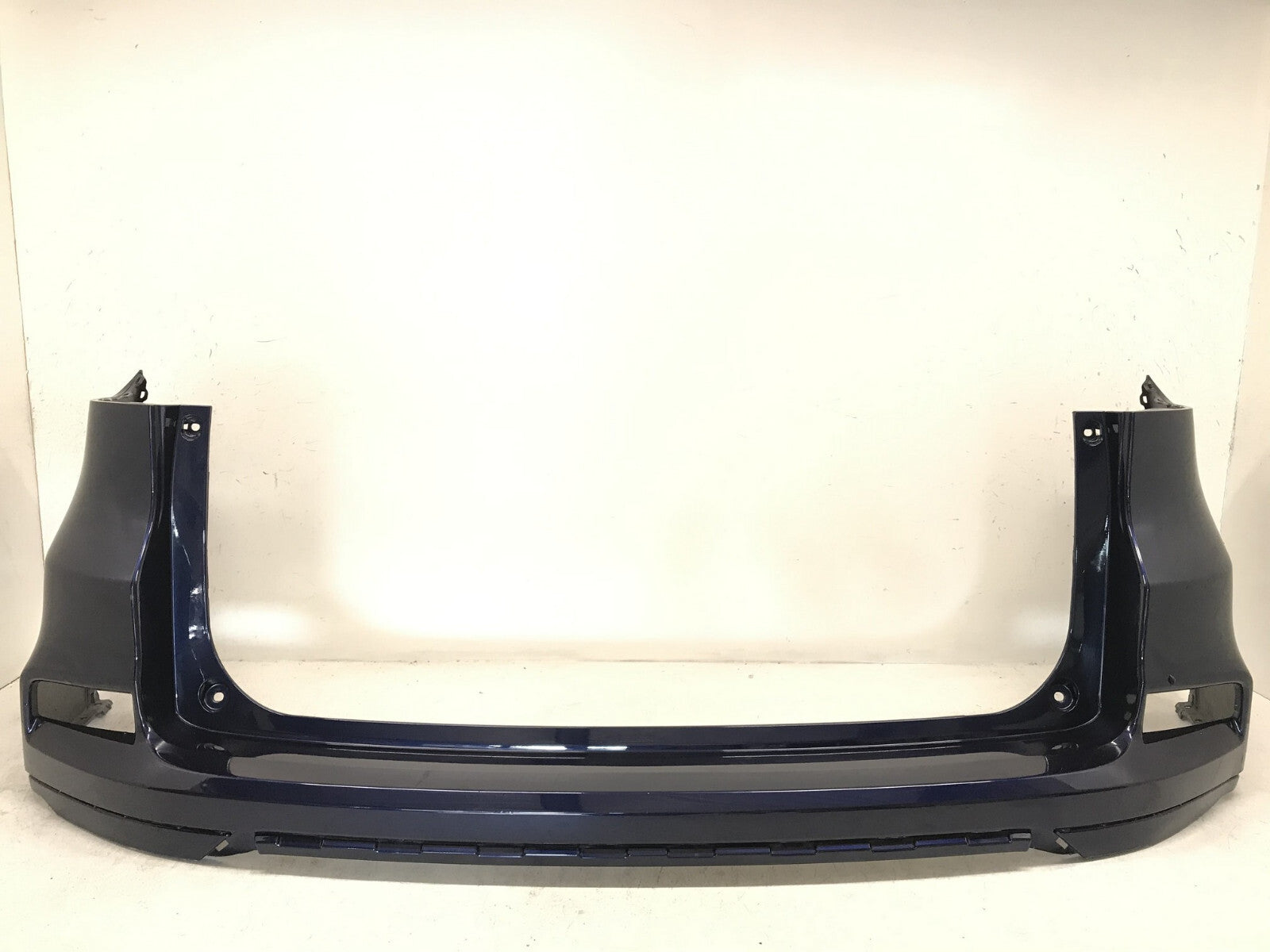 Rear Bumper Cover Honda CR-V LX/EX/EX-L/SE/Touring 2015 2016 71501-T1W-ZX00 OEM3