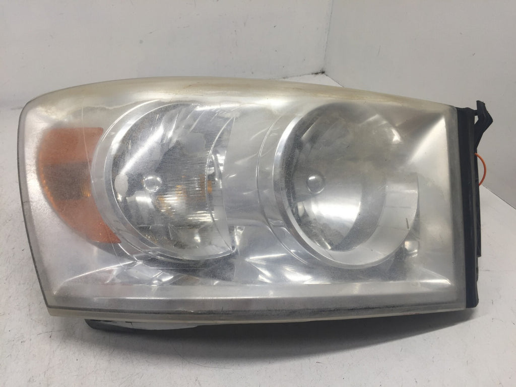 Head light Damaged RH Right Dodge RAM 2500 / 3500 / 1500 2006-2008 50693B OEM