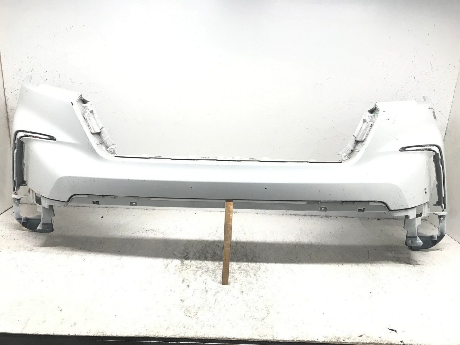 Front Upper Bumper Cover White Honda Pilot 2023-2024 71101-T90-A000 OEM