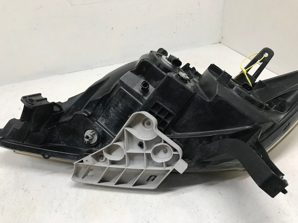 Headlight Damaged Right RH Passenger 2013-2016 Nissan Pathfinder 260103KA0B OEM