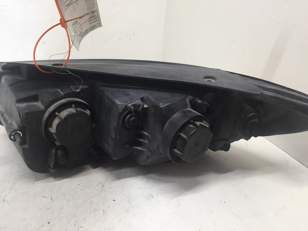 Headlight Damaged Passenger Side RH Hyundai Santa Fe 2010-2012 92102-0W100 OEM