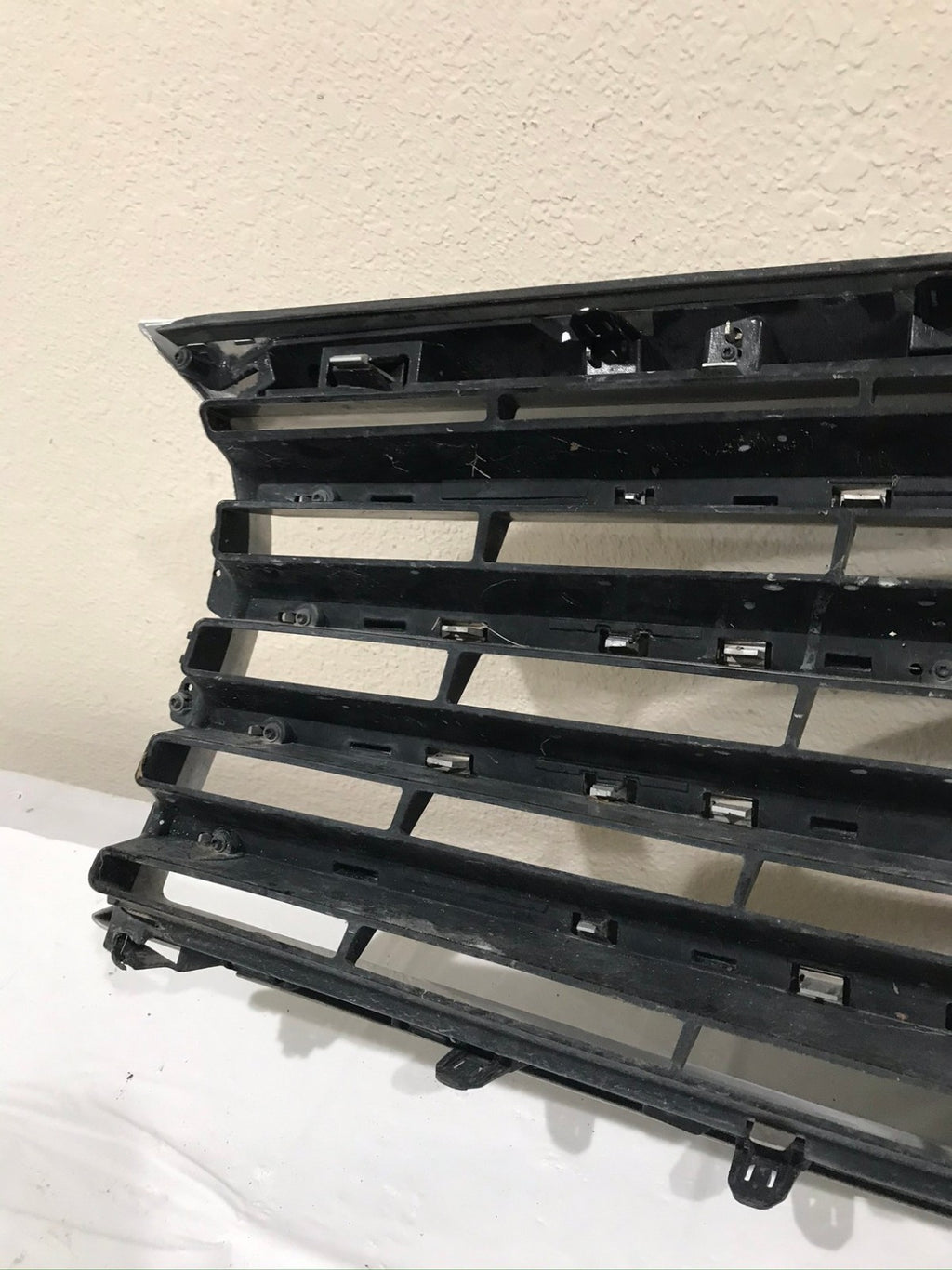 Grill Grille 2013 2014 2015 Infiniti QX60 JX35 62310-3JA0B OEM