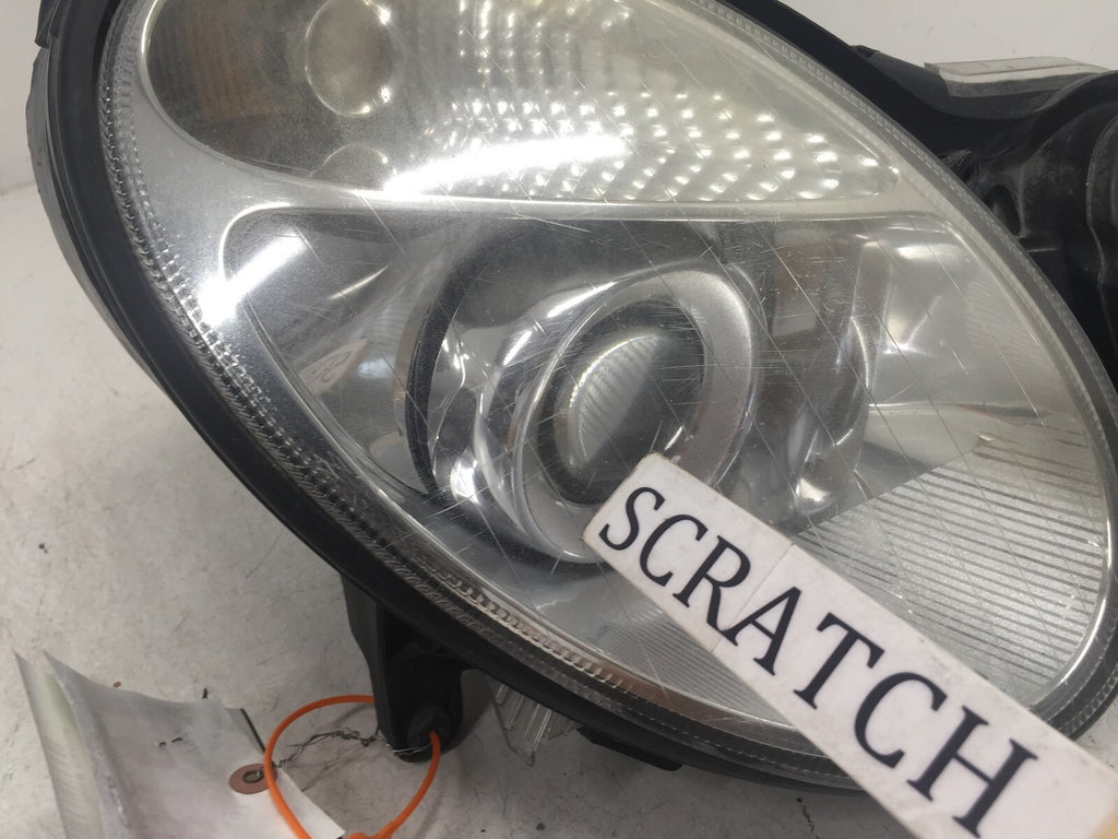 Halogen Headlight Damaged Passr RH for Mercedes E Class E320 E500 03 06 OEM