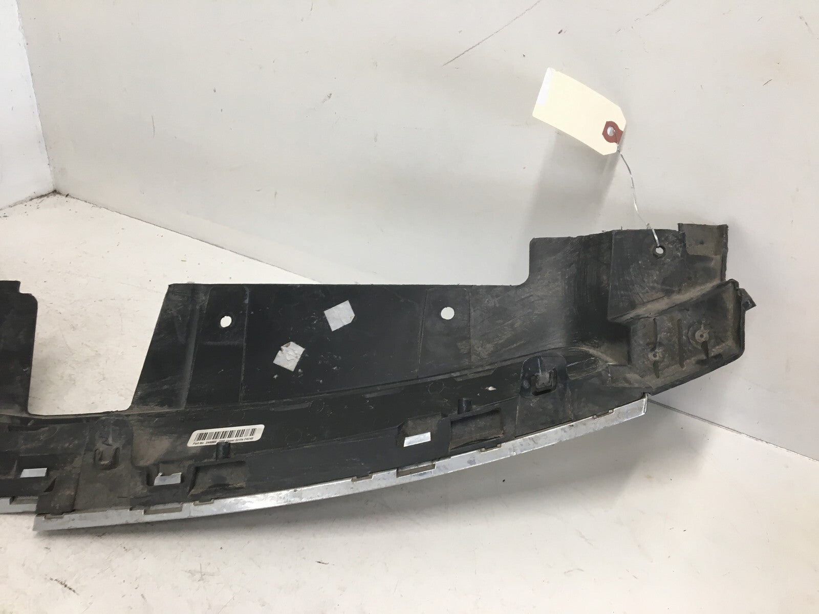 Grille Grill Chevy Cruze 2011-2014 96981100 OEM