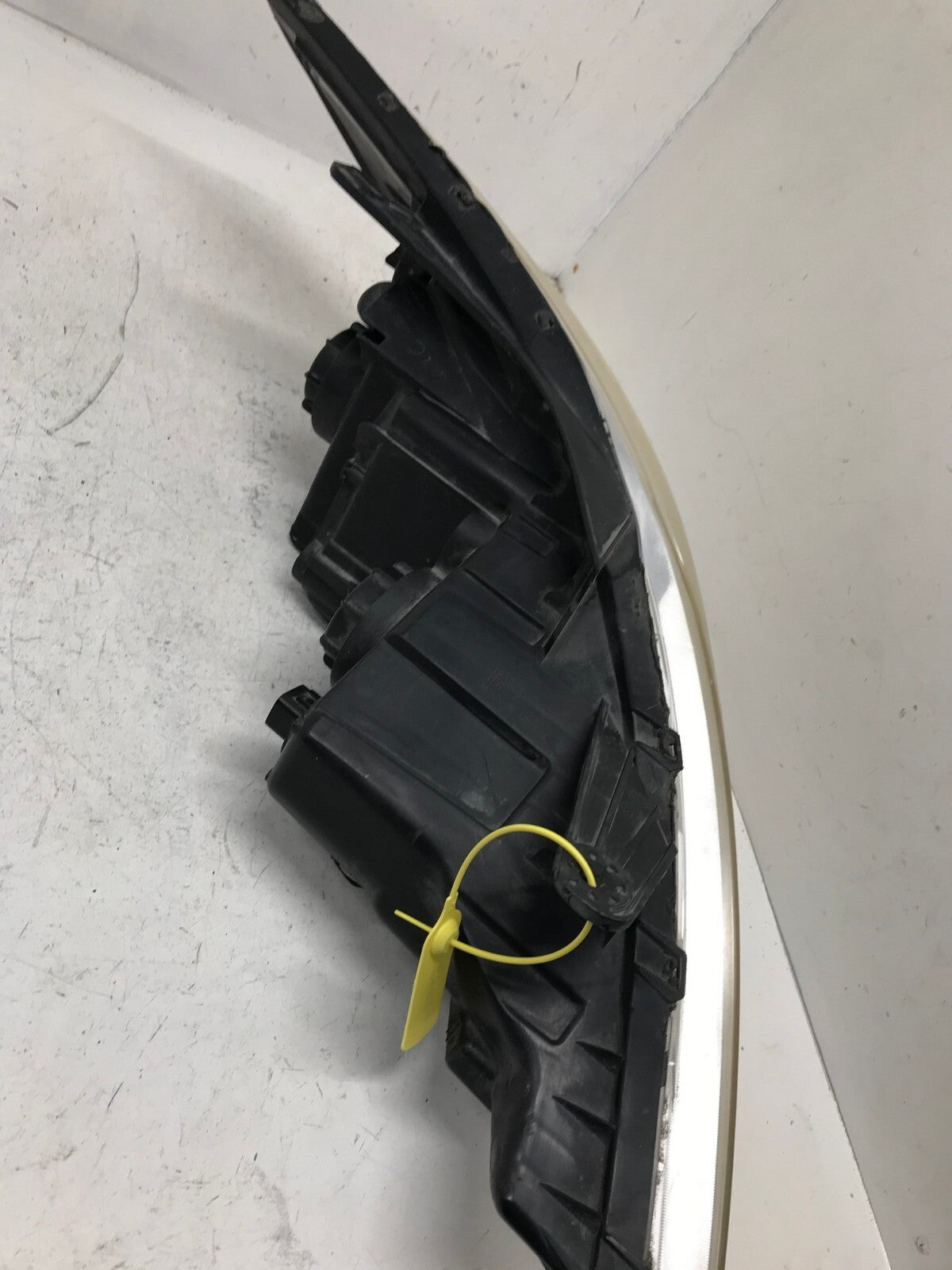 Headlight Damaged Left Driver LH 2011-2014 Hyundai Sonata CAPA