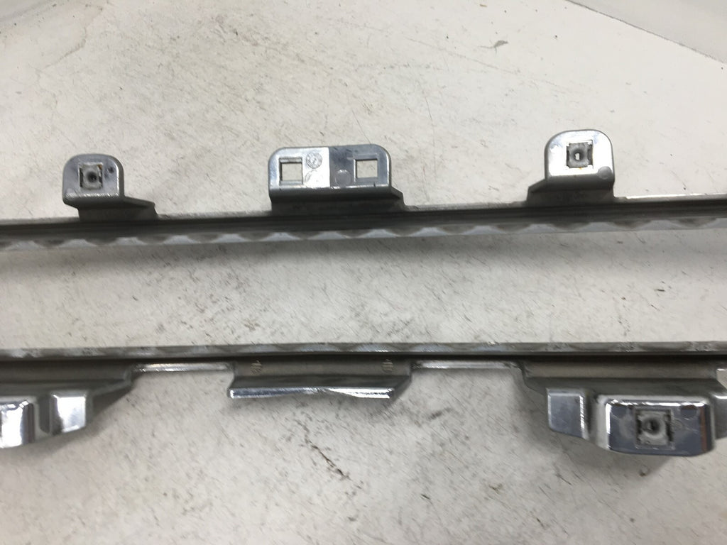 Grille Grill Chevrolet Malibu 2008 2009 2010 2011 2012 15823701 OEM