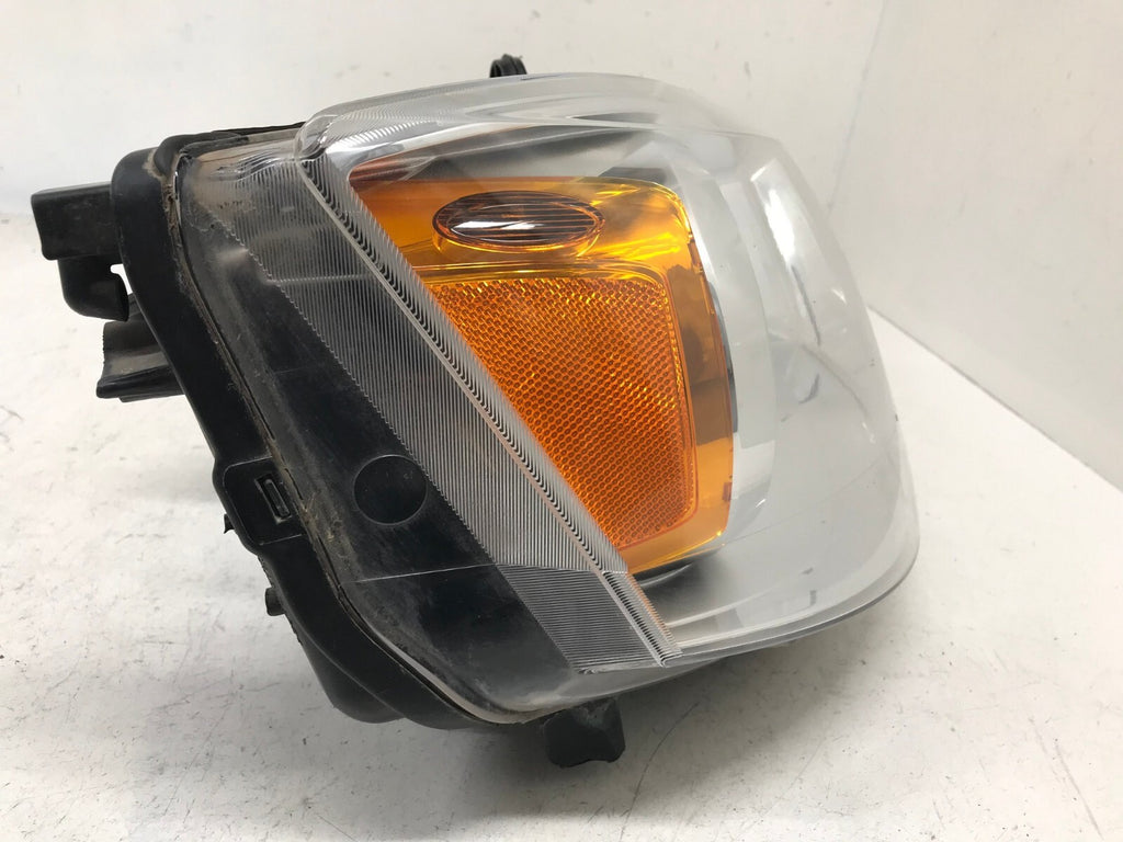 Headlight Damaged Right RH 08-16 Chrysler Town & Co 11-20 Caravan 5113336AG OEM