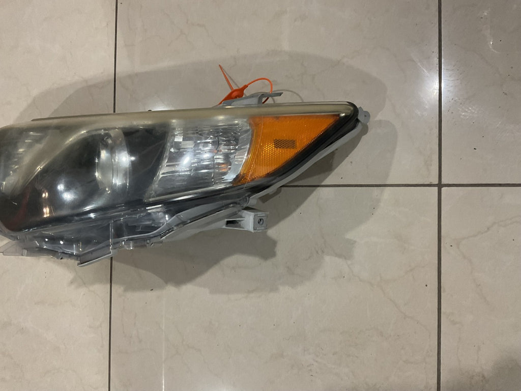 Headlight Left LH Driver 2015-17 Toyota Camry T+935+770+24 OEM