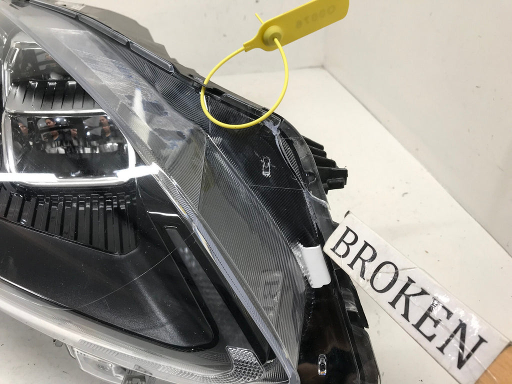 Headlight Damaged LED Passenger RH Ford Escape 2020 2021 LJB6-13E014-AF OEM